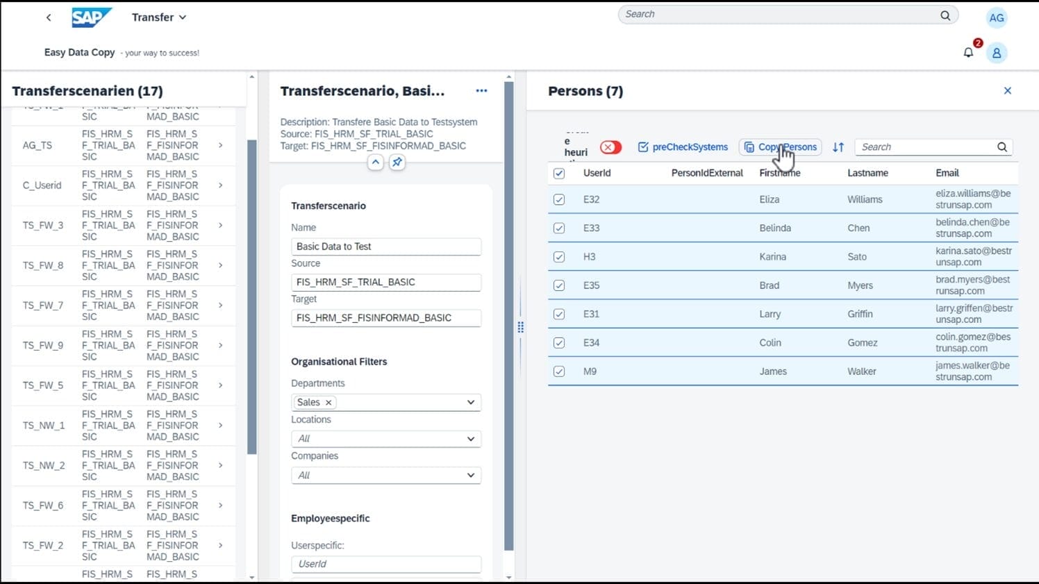 Screenshot der Anwendung FIS/ECDataCopy in einer SAP-Oberfläche. Links ist eine Liste mit verschiedenen Transferszenarien sichtbar, in der Mitte ein ausgewähltes Szenario mit Quell- und Zielsystem sowie organisatorischen Filtern wie Abteilung „Sales“. Rechts ist eine Tabelle mit sieben Personen und deren Daten (UserId, Vorname, Nachname, E-Mail) zu sehen. Eine Schaltfläche „Copy Persons“ wird gerade angeklickt. Das Tool unterstützt die einfache Übertragung von Testdaten zwischen SAP-Systemen.